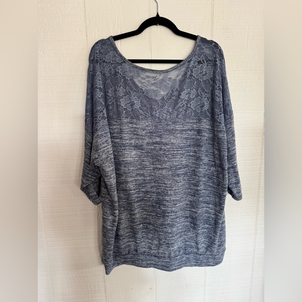 3X Torrid Heathered Gray Lace Blouse - Picture 6 of 7